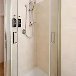Charming New Flat Near Metro - Sleeps * Рим